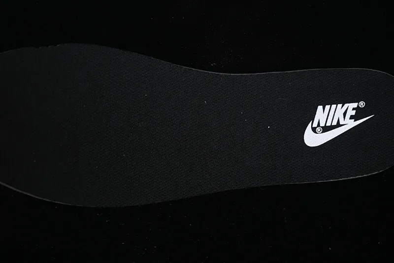 All Categories Nk SB Dunk Series Nk SB Dunk Low Low-top sneakers Nike SB Dunk Low All black and white hook Low-top casual sneakers IO7606-010